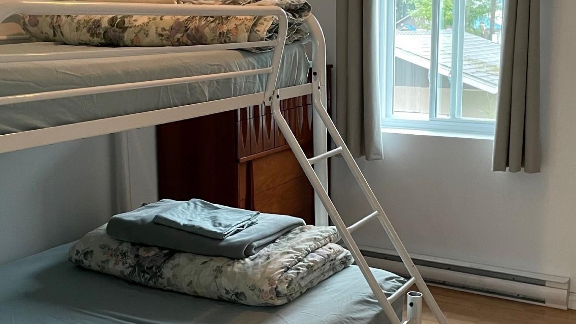 imgi_9_chambre-2---morillon