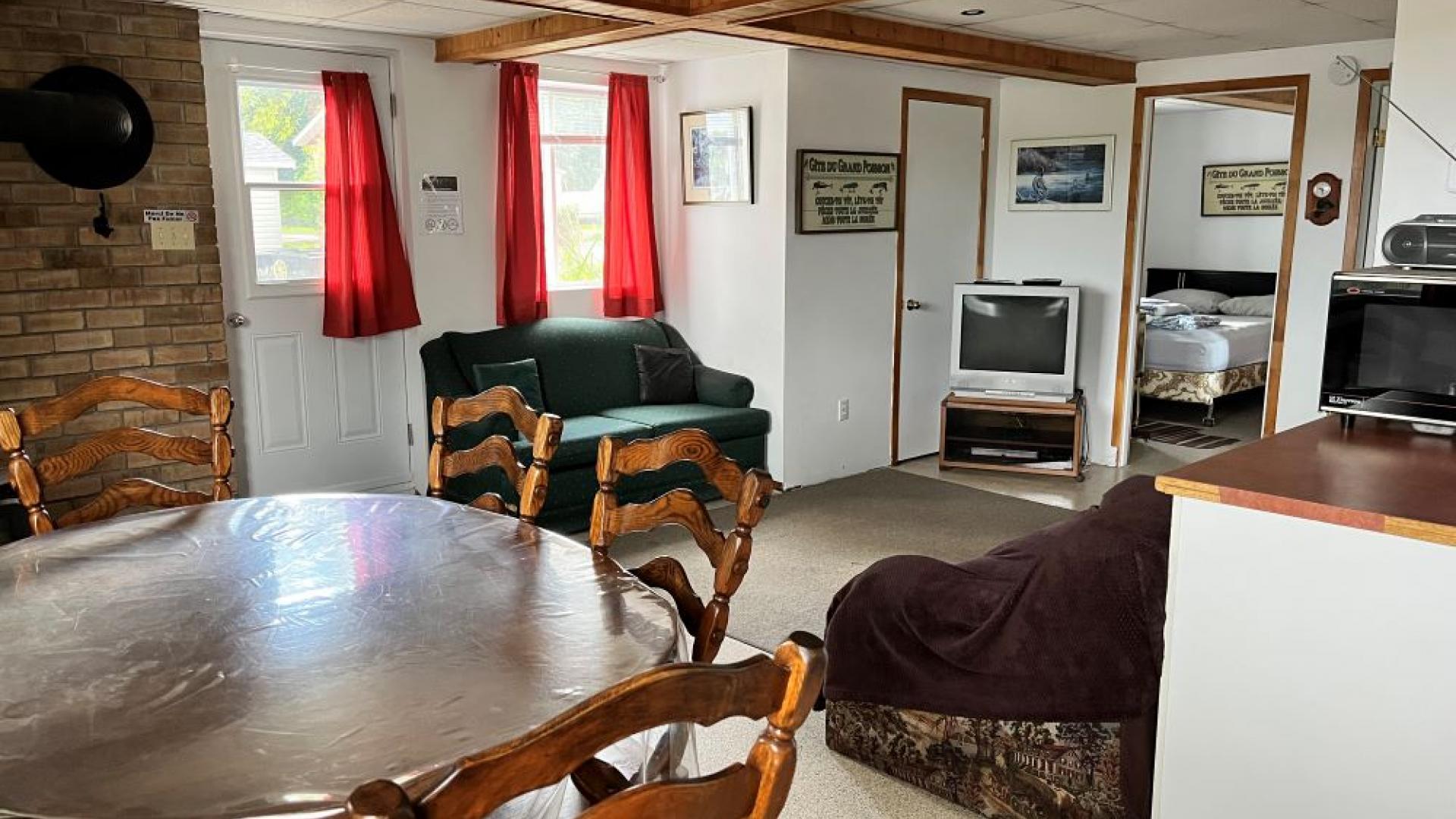 salon---nid-du-garrot